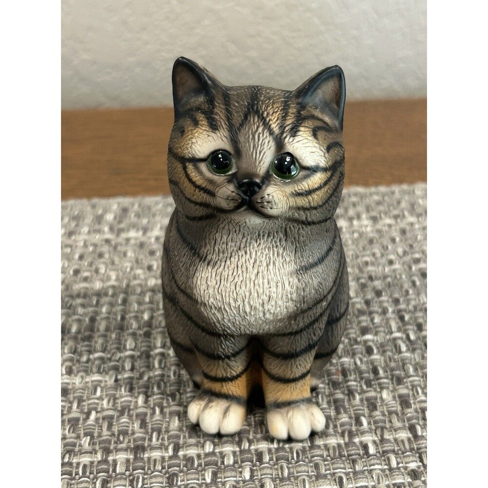 Brown Tabby Cat Figurine Harvey Knox Kingdom Hand painted Ceramic Japan 5.25”